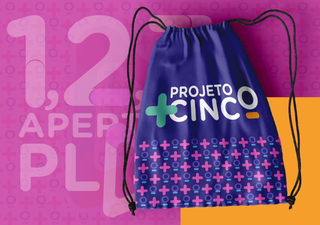 1,2,3 APERTA O PLAY.